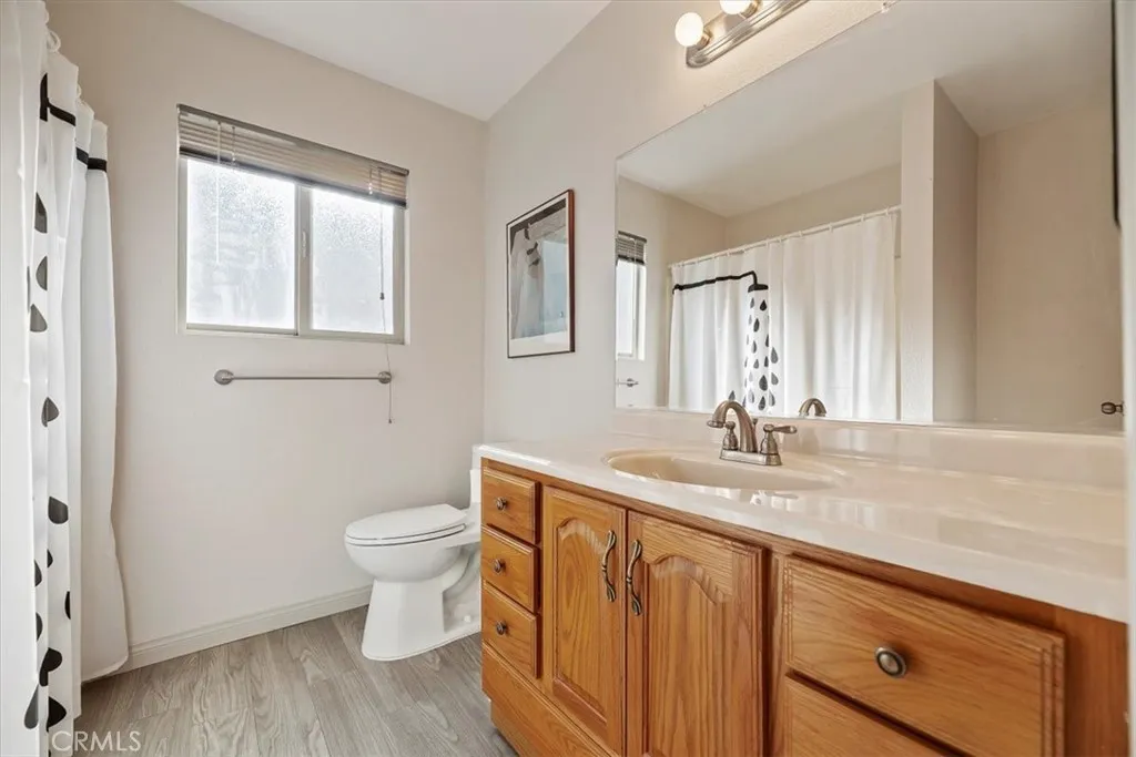 5470 Manline, Jurupa Valley, California 91752 home-pic-18